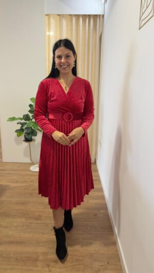 Vestido vermelho com brilhos
